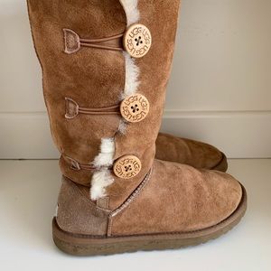 Ugg Boots Bailey Button Triplet II
